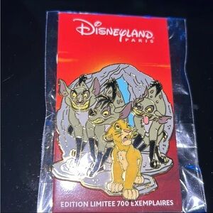 Limited Edition Lion King Pin